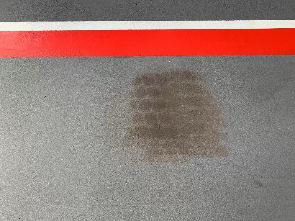 某消防隊地面出現異常現象原因分析