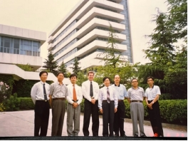 沙木新材紀念噴涂聚脲彈性體技術誕生25周年